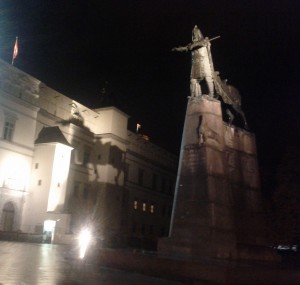 Vilnius07_nightSeeing01